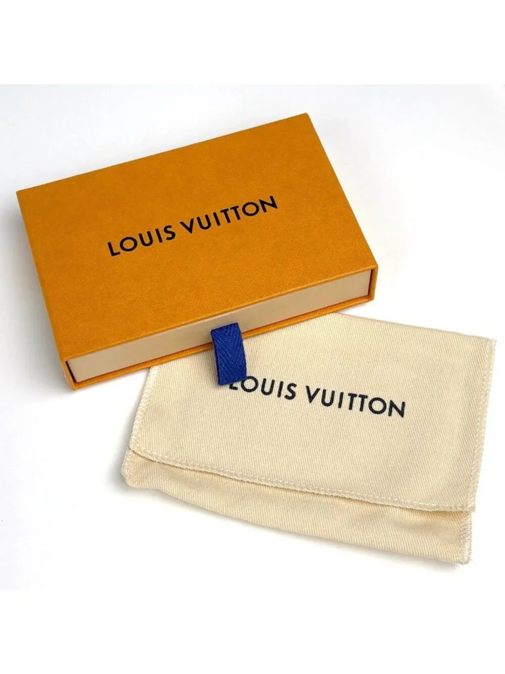 Louis Vuitton Bracelet Pruitt Damier Graphite Black